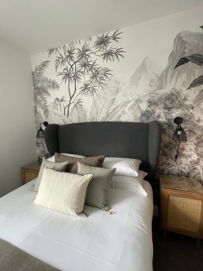Guest house Bay
